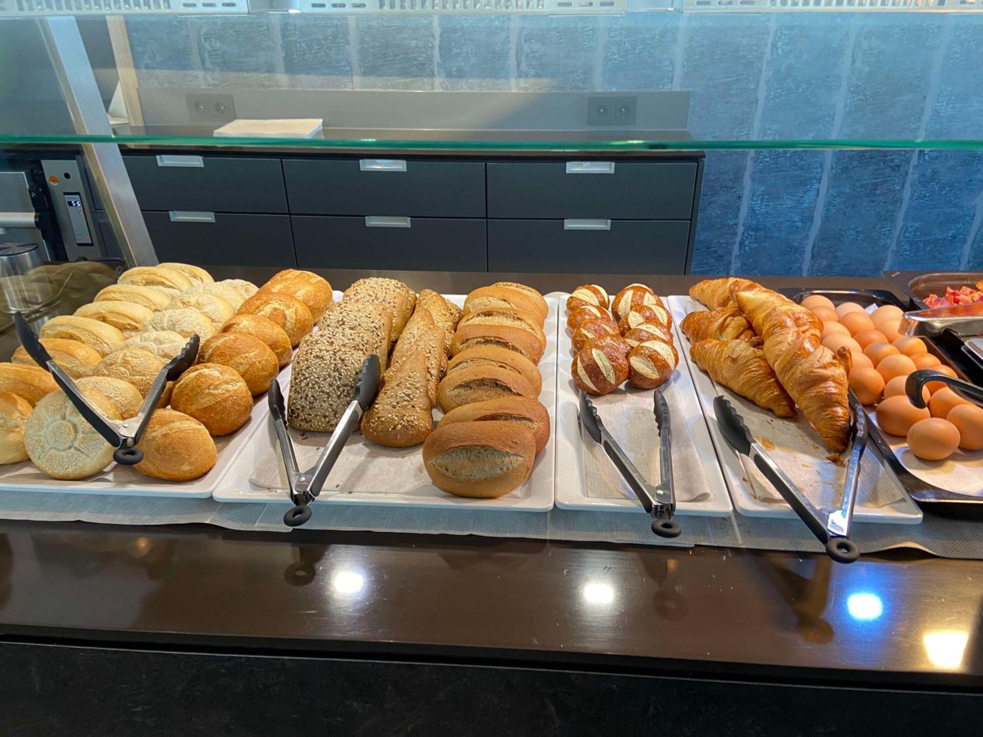 美迪恩汉诺威乐儿特酒店 莱尔特 外观 照片